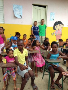 Led by HLF Co-Founder Therese Lundqvist, a group of volunteers traveled to the DR to help HLF's community partner Together for Better.