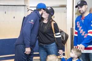 HLF co-founders Henrik & Therese reunited with the Rader Family post Saturday’s NYR game. Henrik & Therese first met with the family on Christmas morning at NewYork-Presbyterian Children’s Hospital in 2015. [Photo credit: Rebecca Taylor/MSG Photos]