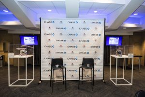 On January 16th 2019 HLF hosted a 2nd ice-skating event with CHASE at the Madison Square Garden. Guests were invited for dinner, a Q&A hosted by Bill Pidto and ice-skating at the world’s most famous arena together with Henrik Lundqvist. NYR’s Mika Zibanejad brought the event to another level with his DJ skills.

 