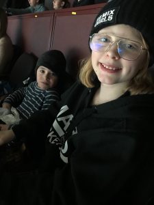 On February 16th, the 3rd group of families from the Ronald McDonald House in Gothenburg were hosted for a Frolunda game and a meet & greet with Joel Lundqvist during the 2018/19 season.