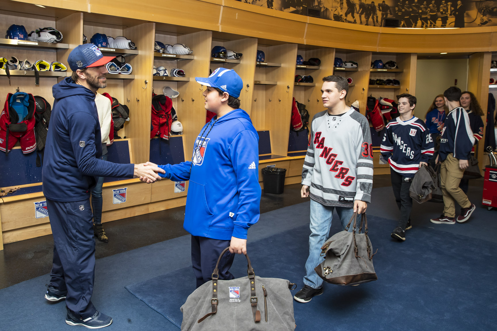 Last week our HLF Young Ambassadors attended a Service Learning Event hosted by Chase. After a career chat, YAs cheered for the New York Rangers and ended the night with HLF co-founder Henrik Lundqvist in the Rangers locker room! 
[Photo credit: Rebecca Taylor/MSG Photos]