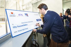 October 26, 2019: The Henrik Lundqvist Foundation, through GDF, presents a $50,000 check to Cohen Children’s Medical Center after the Rangers practice at the MSG Training Center.